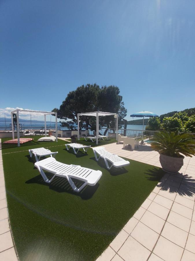 Villaggio Turistico Dei Tigli Padenghe sul Garda Eksteriør billede