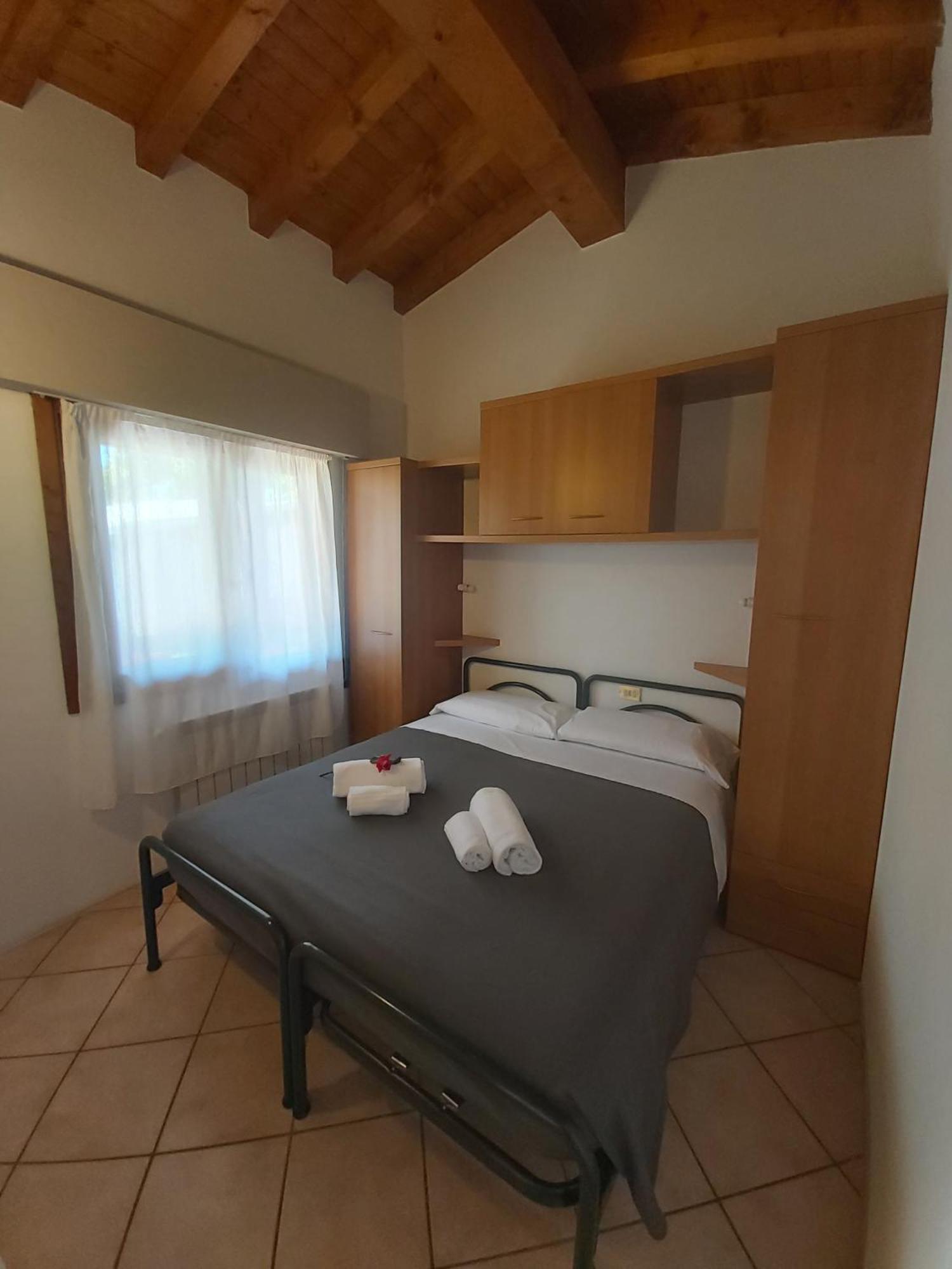 Villaggio Turistico Dei Tigli Padenghe sul Garda Værelse billede